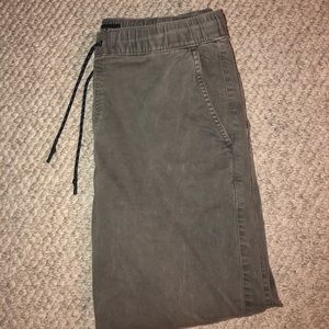 American Eagle grey flexible joggers